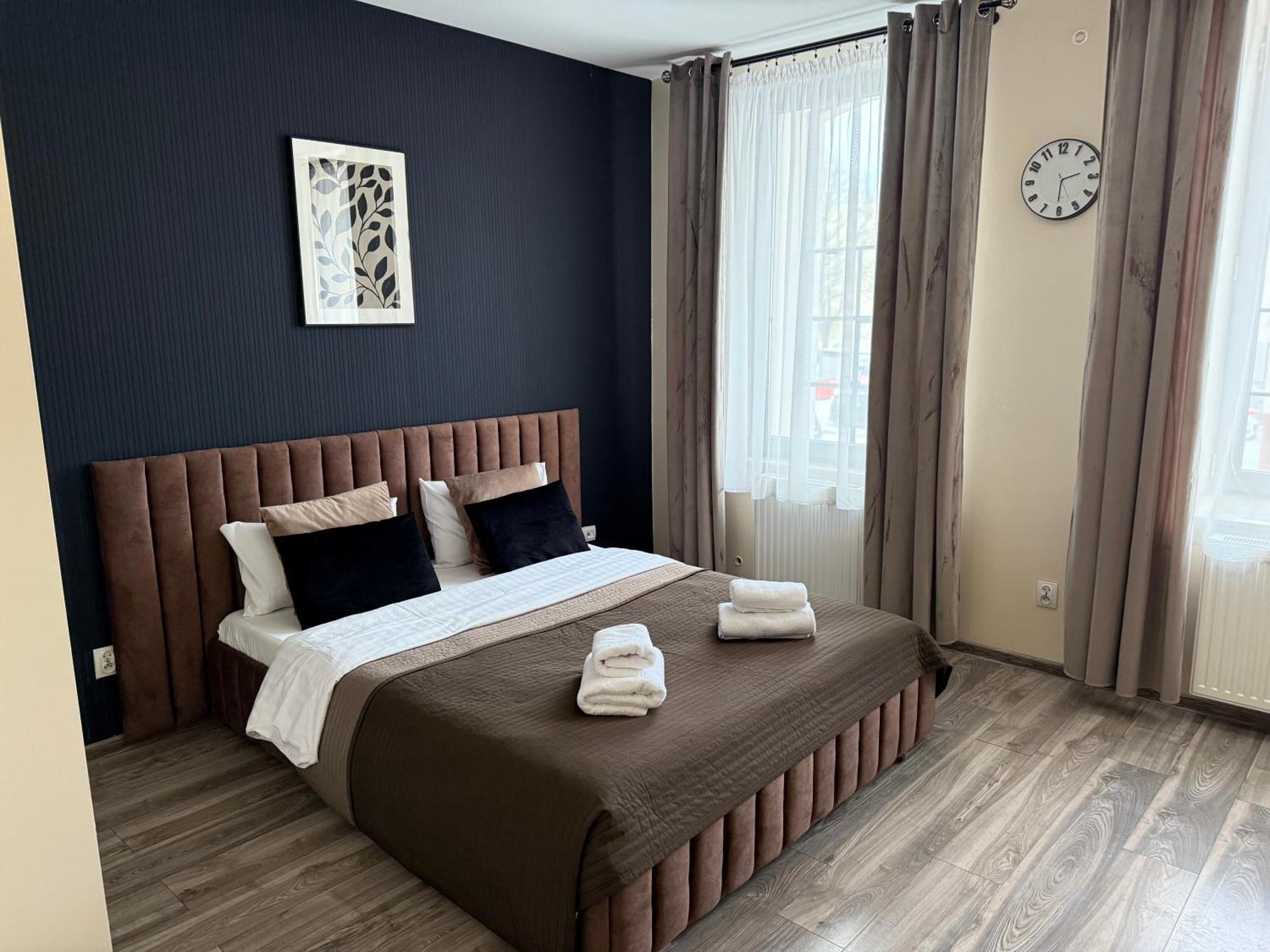 H-T-L Apartamenty Junior Nowa Sol Bagian luar foto
